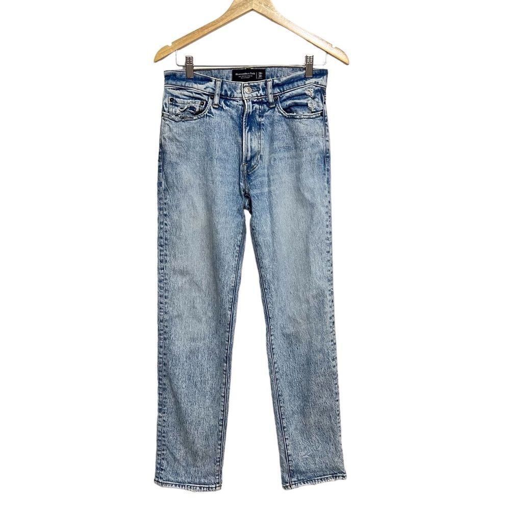 Abercrombie and Fitch 90’s Straight Distressed Bleached Jeans Size 28X30